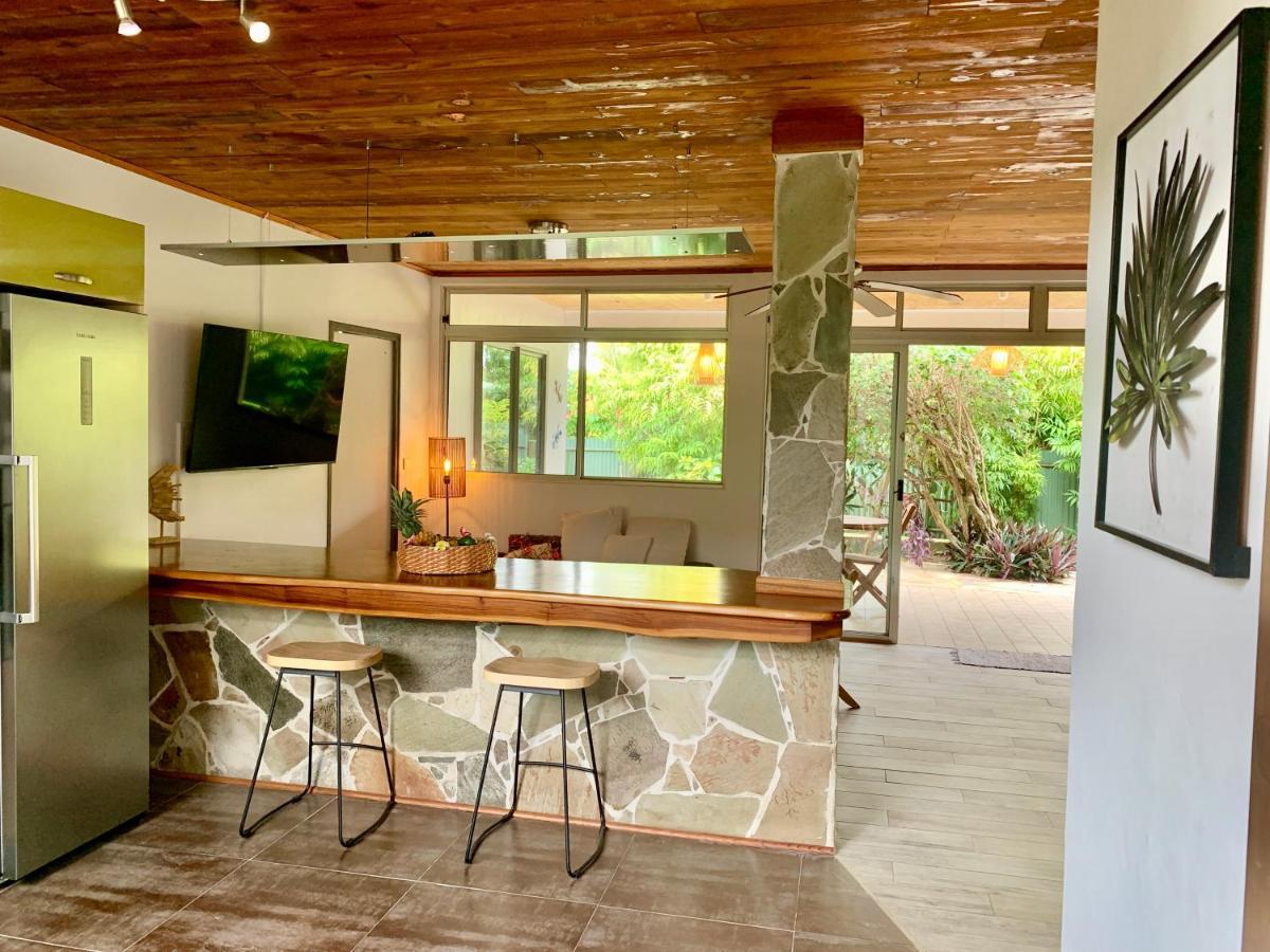 Hoama Lodge Teavaro Bagian luar foto